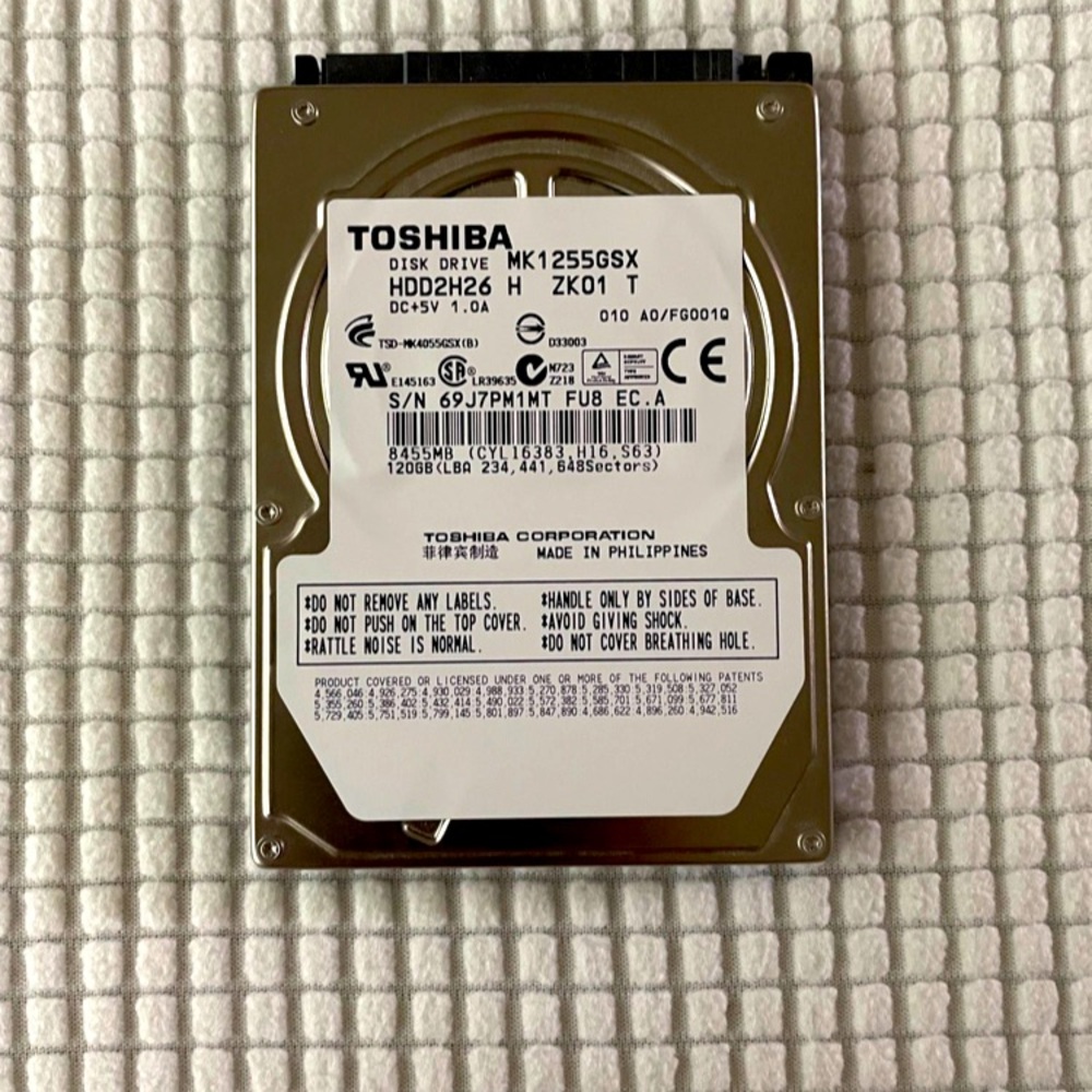 Toshiba: 2.5” Internal Hard Drive (HDD) 120GB.